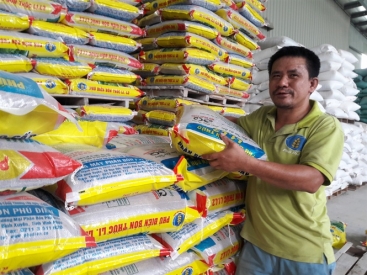  Phú Điền ra mắt hai sản phẩm phân hữu cơ